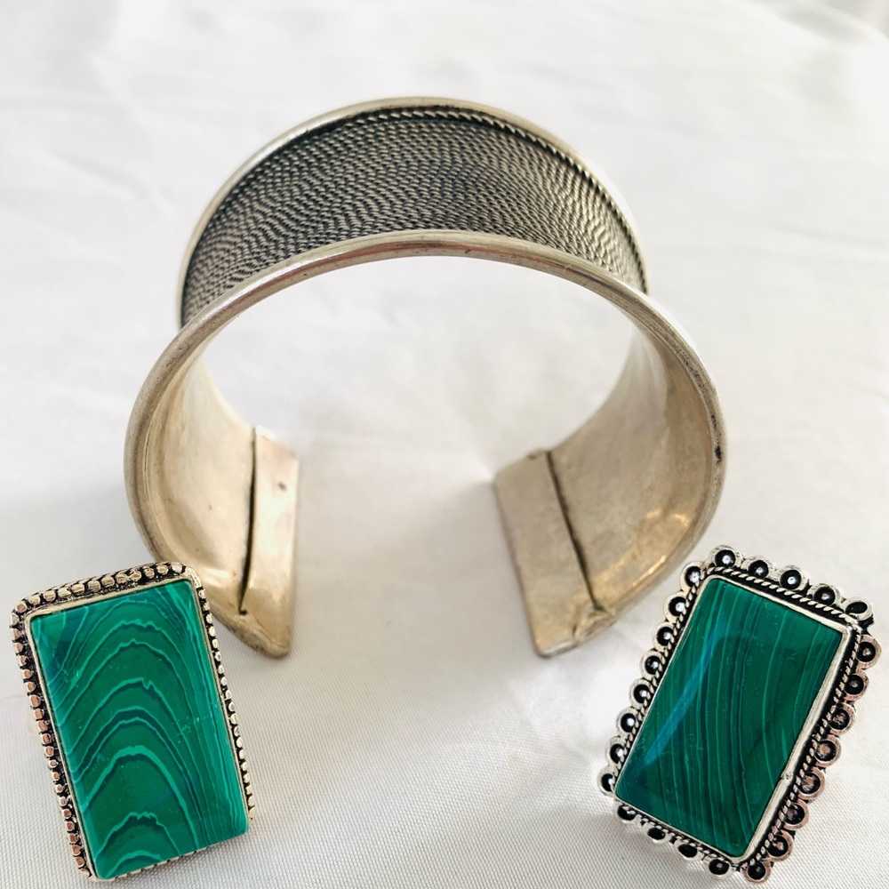 Adjustable cuff bracelet set
